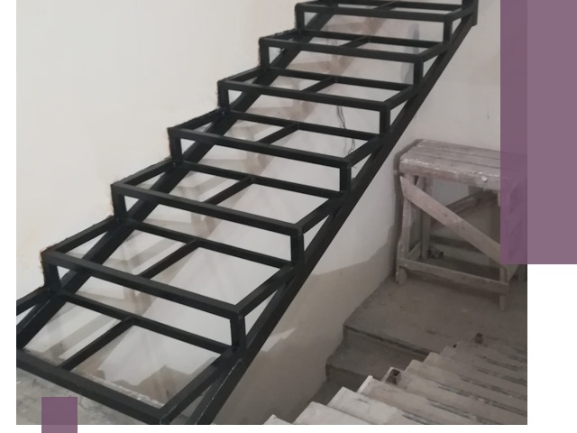 Демонтаж лестниц на металлокаркасе в Котельниках: быстрый вывоз и разбор