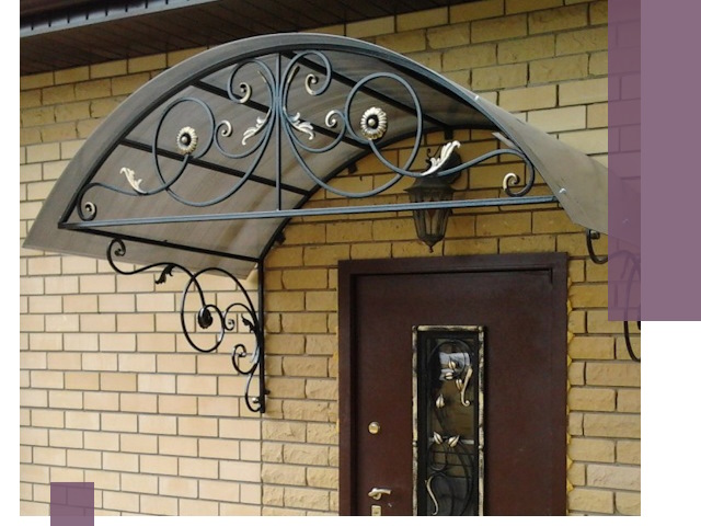 Изготовление козырьков из металла под ключ в Котельниках